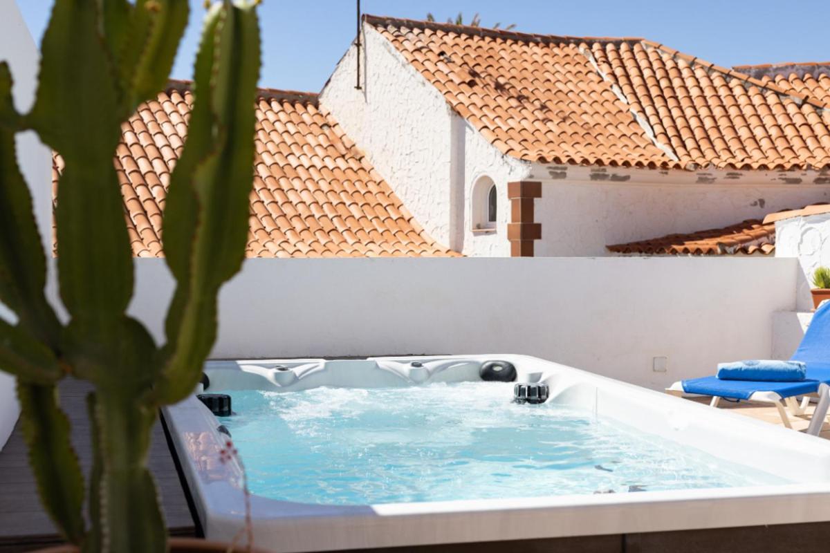 Casa Naranja - Heated Pool - Bbq - Terrace - Free Wifi - Child & Pet-Friendly - 3 Bedrooms - 6 People Poris de Abona Eksteriør billede