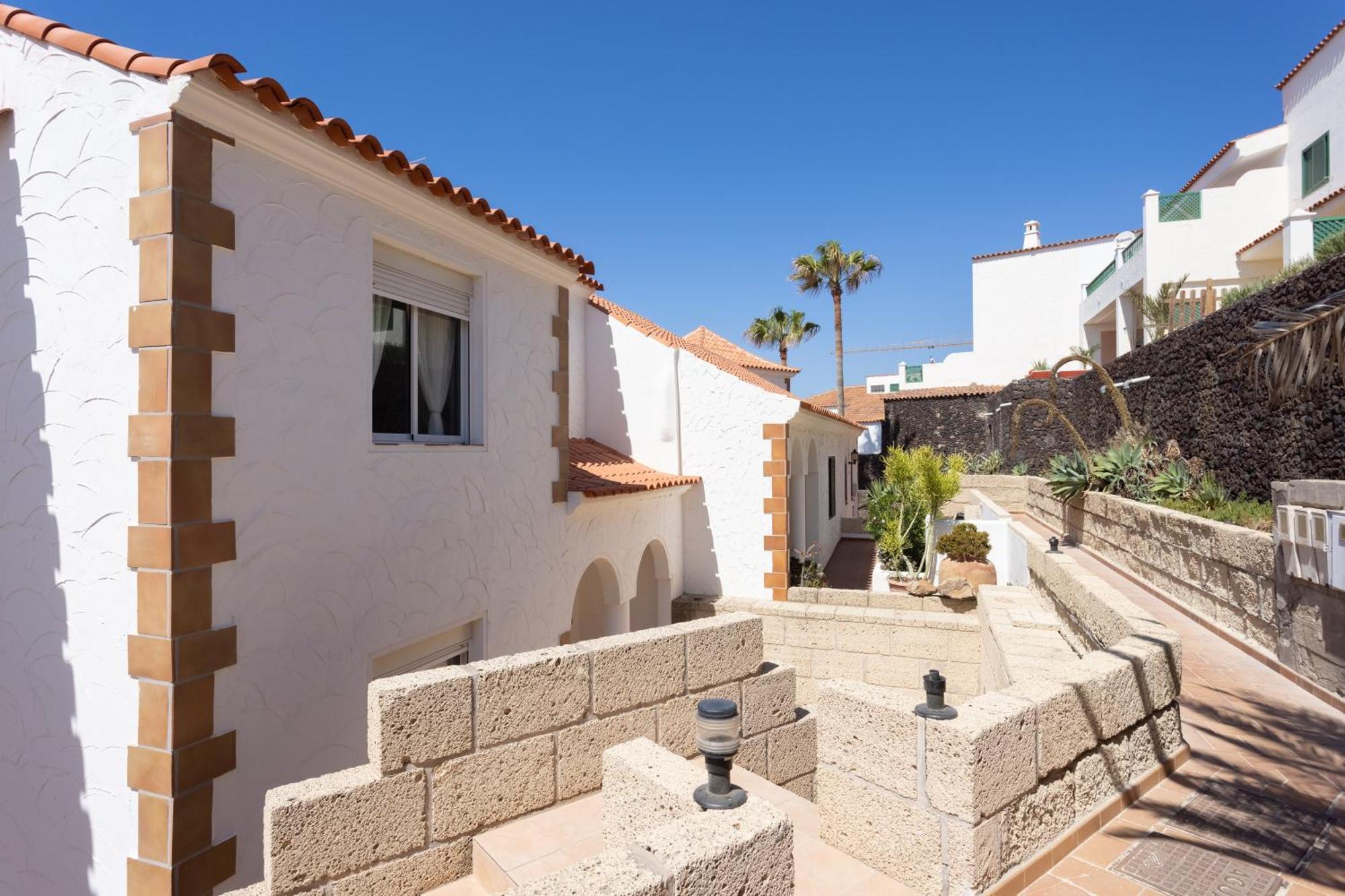 Casa Naranja - Heated Pool - Bbq - Terrace - Free Wifi - Child & Pet-Friendly - 3 Bedrooms - 6 People Poris de Abona Eksteriør billede